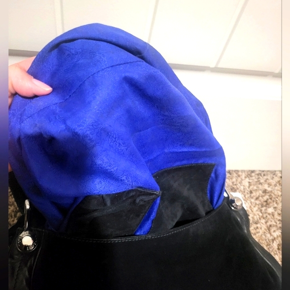 Versace bag - Picture 9 of 14